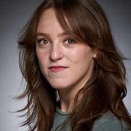 Julia Kass portraying a character from Harry Potter and the Cursed Child, with a dramatic expression.